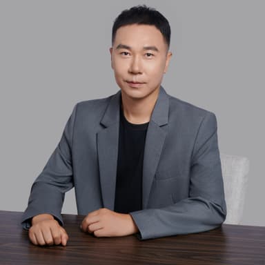 Vincent Liu